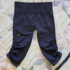 Lululemon the flow leggings